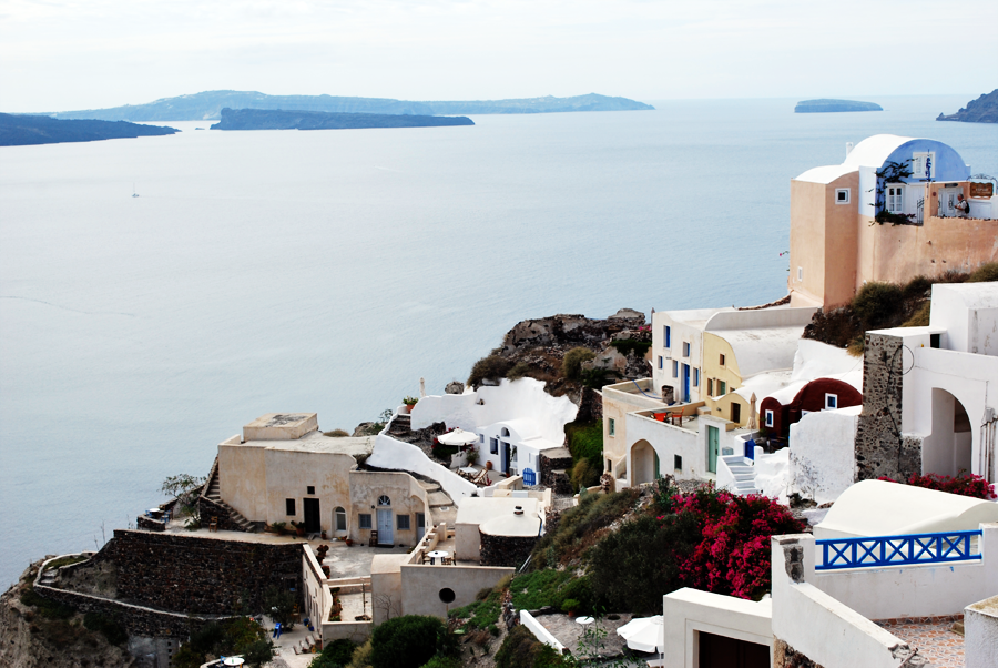 Santorin dans les cyclades en Grèce Santorin dans les cyclades en Grèce