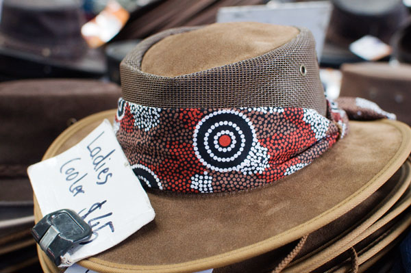 Chapeau australien en cuir