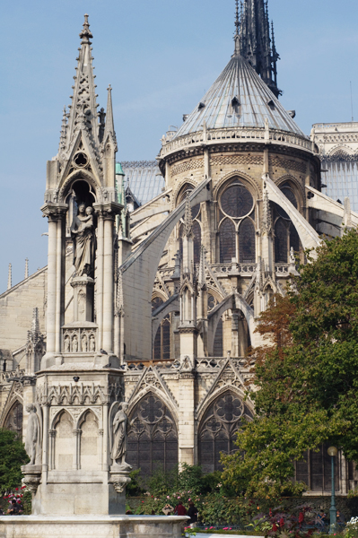 Paris chargée d'Histoire