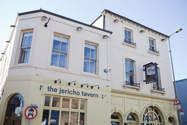 the Jericho Tavern - 56 Walton Street à Oxford 