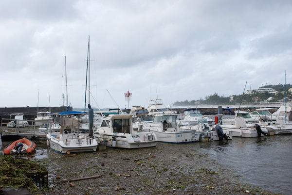 Port de St Gilles après le cyclone Gaël (Février 2009) DSC 0352 Les Hauts Lieux de la Réunion