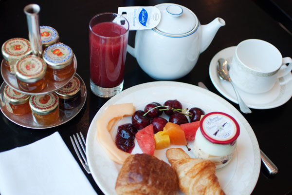 Petit Déjeuner buffet au Trianon Palace Versailles Petit Déjeuner buffet au Trianon Palace Versailles