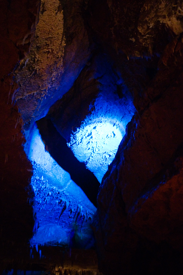 Grotte de Tourtoirac Dordogne - Diaclase Grotte de Tourtoirac Dordogne - Diaclase