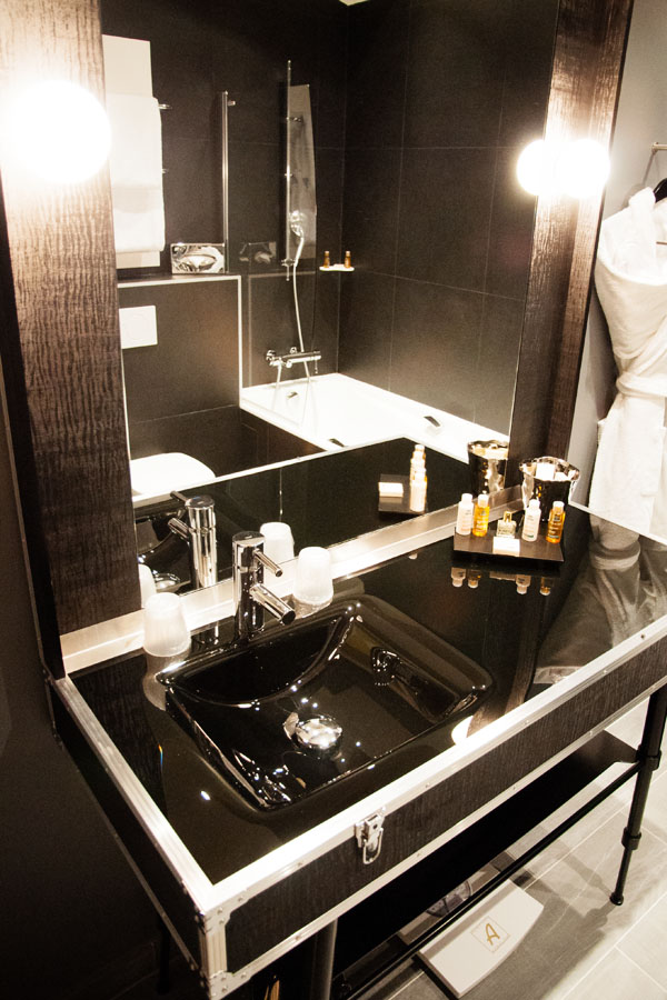 Hôtel 123 Sebastopol - Etage Jean-Paul Belmondo Hôtel 123 Sebastopol - Etage Jean-Paul Belmondo