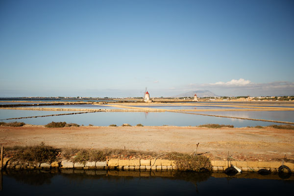 Point de vue sur Isola di Mozia en Sicile Point de vue sur Isola di Mozia en Sicile