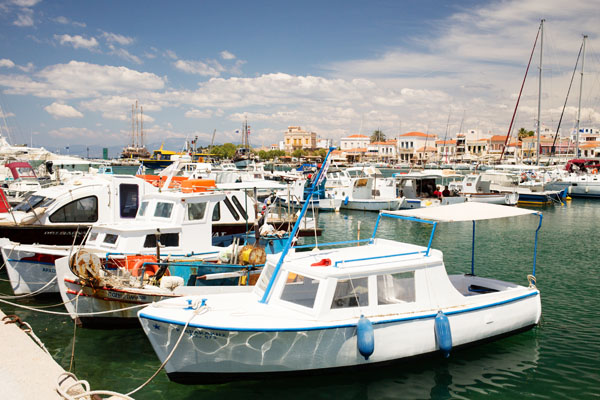 Port d'Egine en Grèce Port d'Egine en Grèce