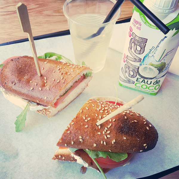 Sandwiche Rocking Chèvre chez Bears and Raccoons sans gluten Paris Sandwiche Rocking Chèvre chez Bears and Raccoons sans gluten Paris