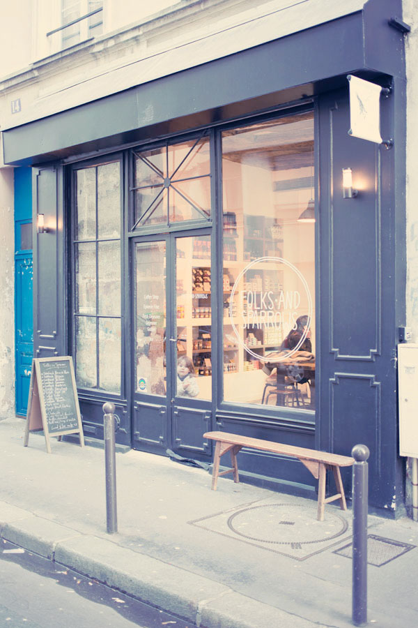Coffee shop parisien Folks and Sparrows