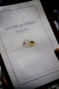 café de la Concha au bord de l'océan atlantique à san sébastian