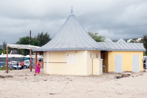 St Gilles post cyclone Gaël (Février 2009)