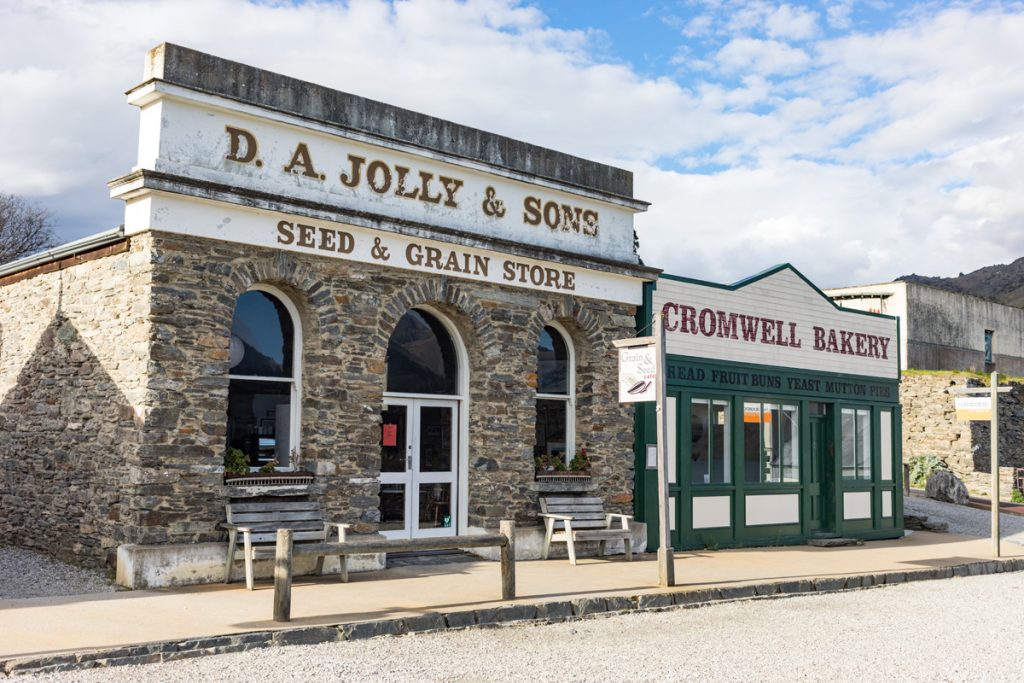 Cromwell antique village