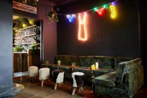 Artist Residence hotel bar Brighton