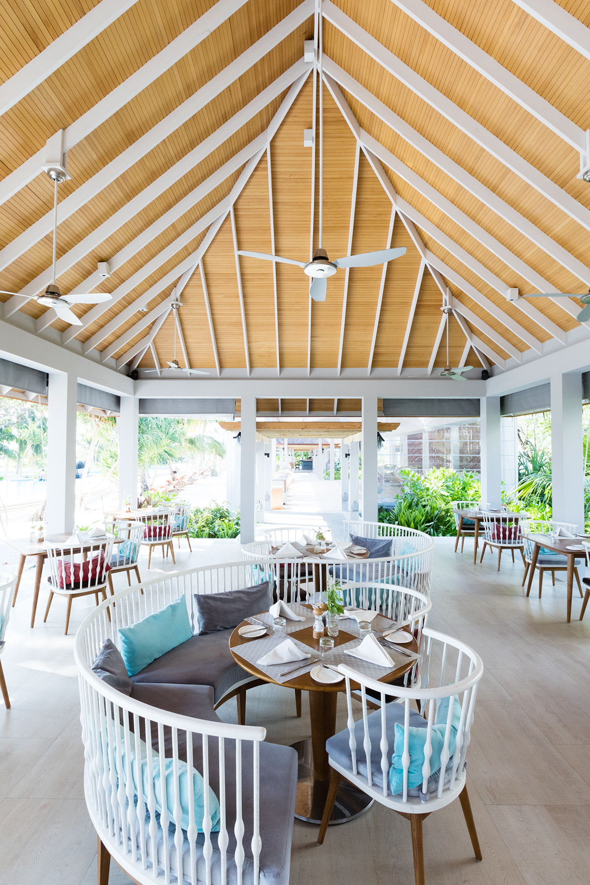 Dhigali Maldives restaurant Jade