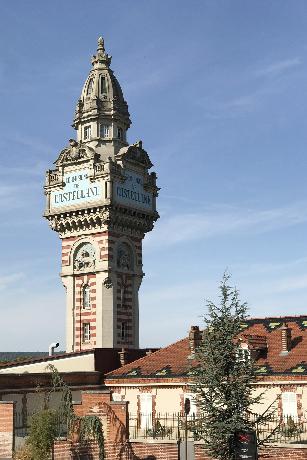 Champagne De Castellane