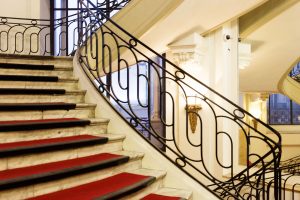 Esaclier flottant Printemps Haussmann